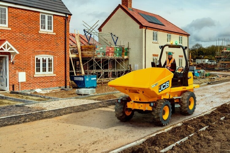 JCB responds to new dumper standard