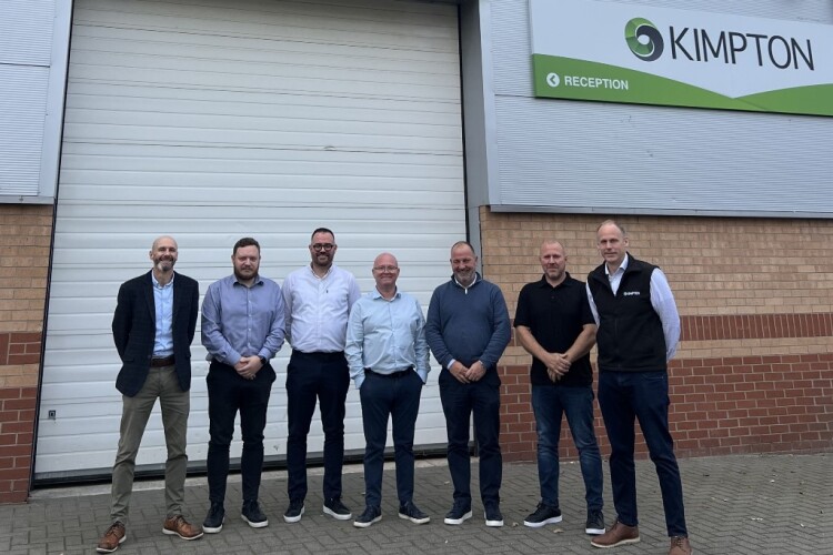 Kimpton scoops up HE Simm top team