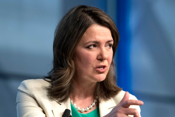 Ottawa&rsquo;s Indigenous advisers weren&rsquo;t told of pipeline deal with Alberta: chief