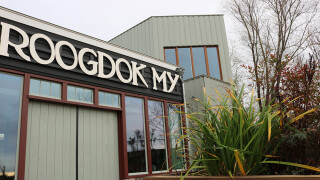 One of Paebbl&rsquo;s latest trial projects involved the production of cladding panels for the restored Veerhuis building in Rotterdam