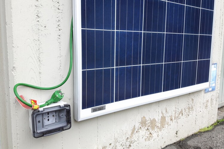 Plug-in solar panels – a recipe for disaster?