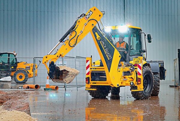 Groundworks firm saves time with JCB