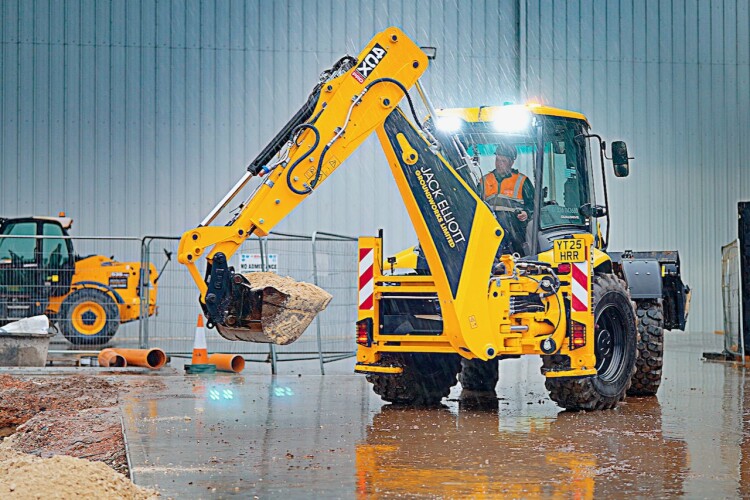 Groundworks firm saves time with JCB