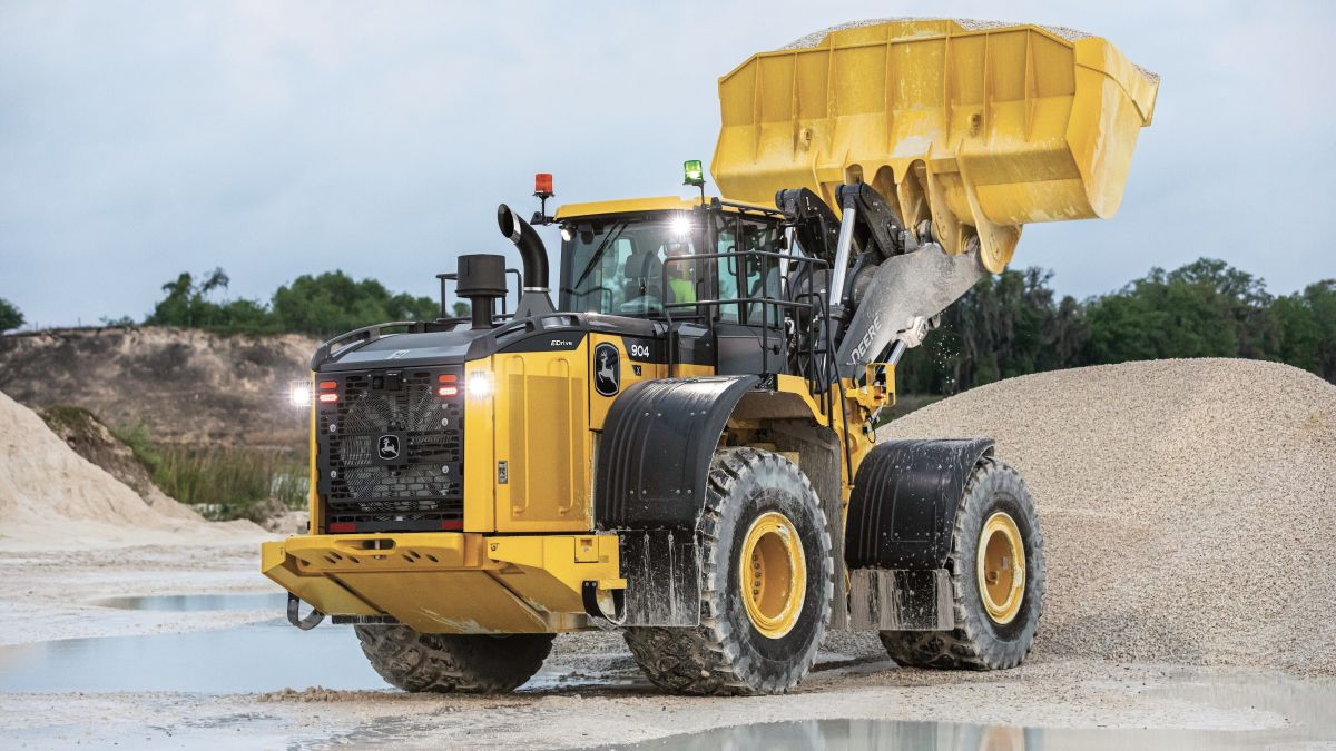 John Deere Expands X-Tier Lineup With New 844 and 904 X-Tier Wheel Loaders