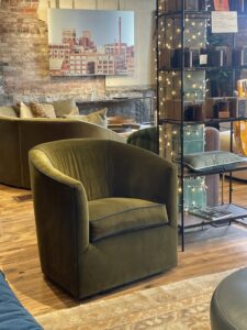 Must have accent furniture for today&rsquo;s retail floor