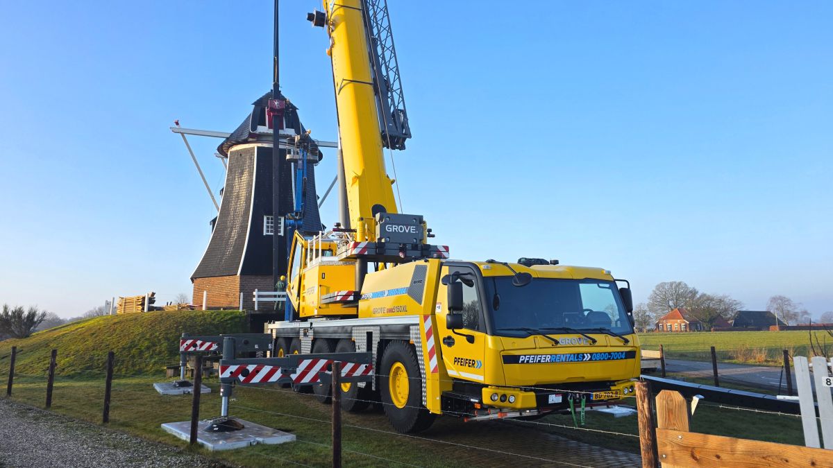 Pfeifer Group Sends Grove GMK5150XL to Handle Delicate Restoration Work On 200-Year-Old Windmill