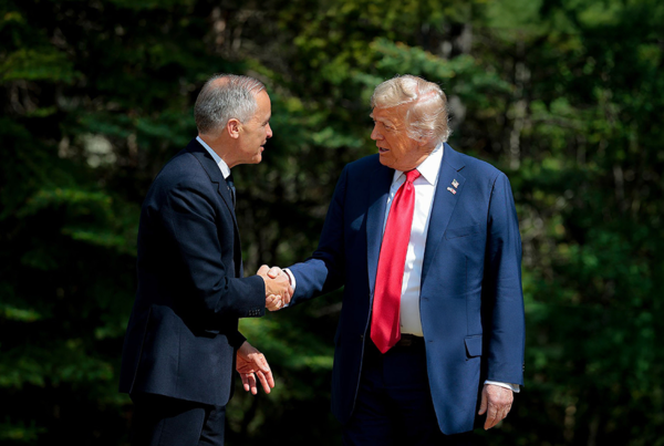 Trump gives go-ahead to major new Canada-US oil pipeline