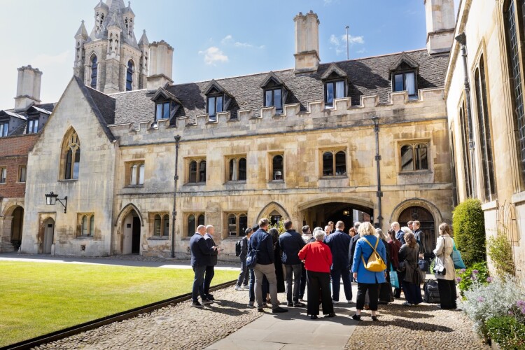 Ukrainians seek inspiration at UK universities