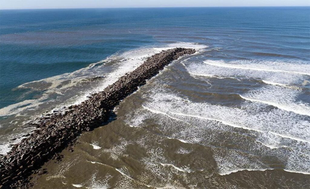USACE Awards M Contract for Grays Harbor North Jetty Project