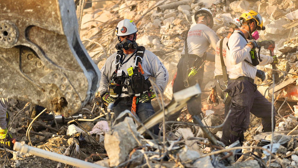 A deadly collapse at a Florida condo happened slowly over several weeks, probe finds