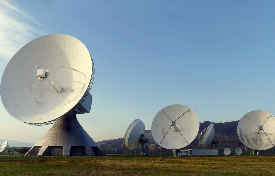 Australia and Canada sign a .75B deal to build long-range radar in Canada