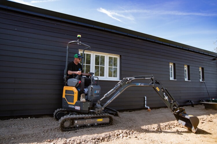 JJ Sugrue buys two new Hyundai excavators via Tobin