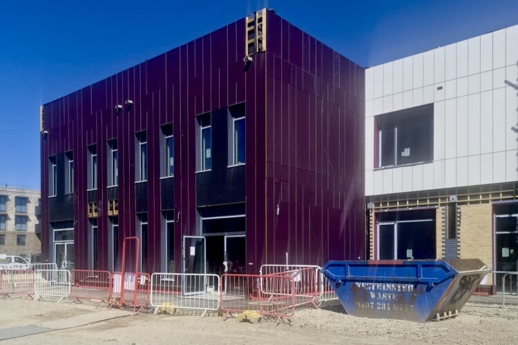 Reds10 invests in facades