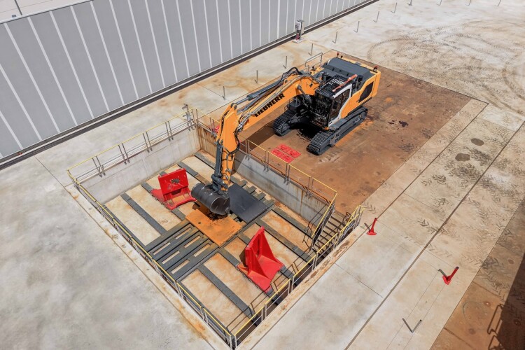 Accelerated testing for Liebherr excavators