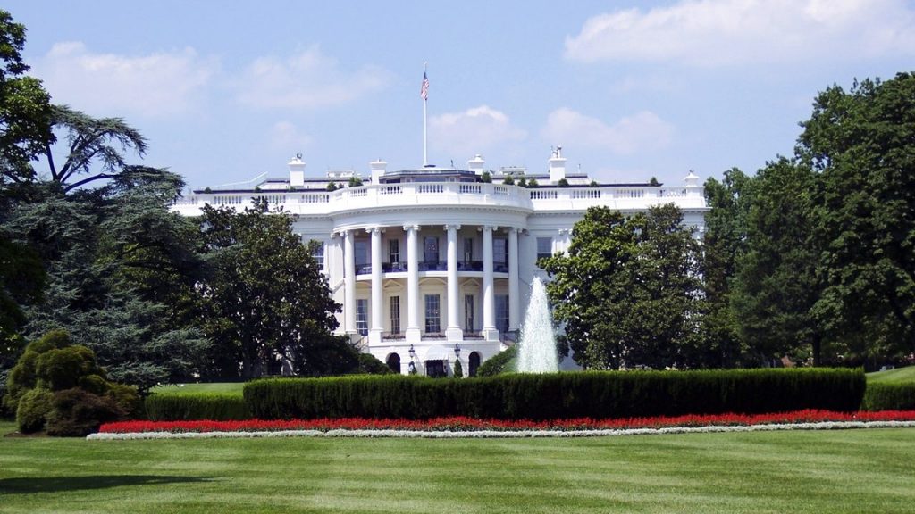 Federal panel clears new design for White House visitor center, considers Lafayette Park fence Federal panel clears new design for White House visitor center, considers Lafayette Park fence