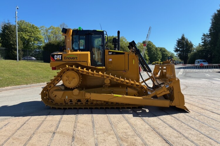 Finning rebuilds Cat for Enovert