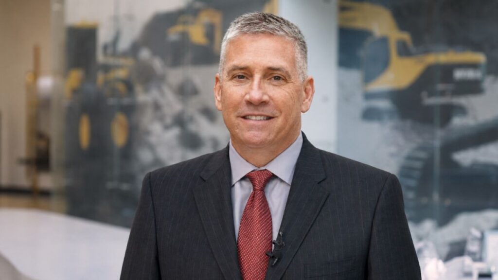 Hyundai Promotes Mike Ross to President Hyundai Promotes Mike Ross to President
