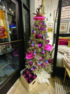 Nashville retailer rethinks holiday displays Nashville retailer rethinks holiday displays