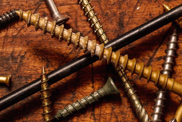 3 Screws to Keep in Your Toolbox 3 Screws to Keep in Your Toolbox