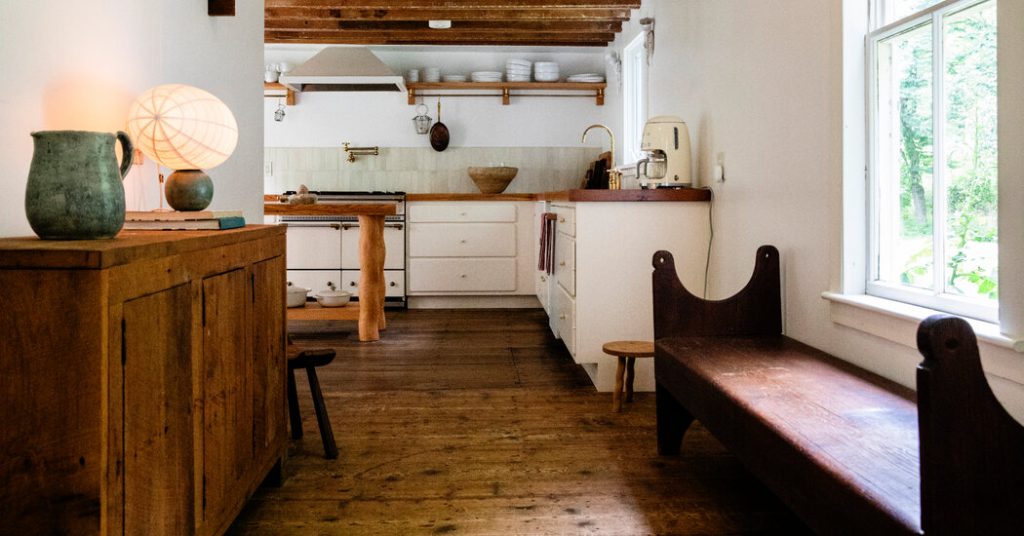 A Charming Farmhouse Kitchen Is a Celebration of Craft