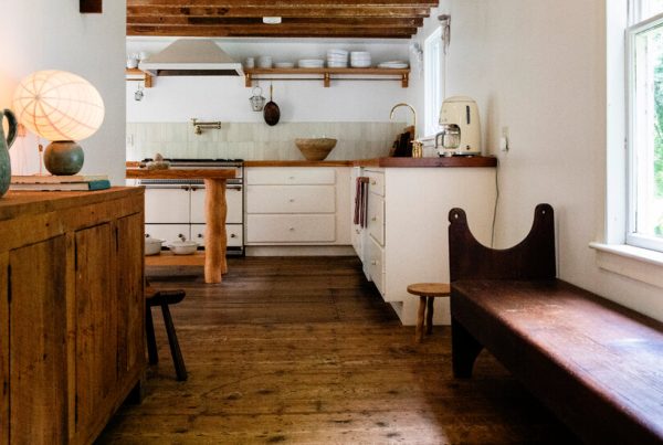 A Charming Farmhouse Kitchen Is a Celebration of Craft A Charming Farmhouse Kitchen Is a Celebration of Craft