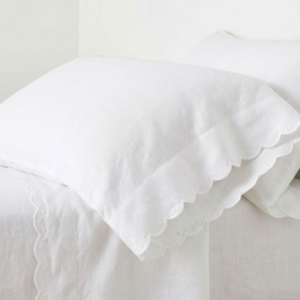 Annie Selke offers 7 new ways to layer the bed Annie Selke offers 7 new ways to layer the bed