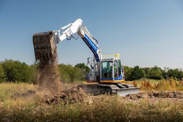 Eagle takes first 15t 3-series Takeuchi Eagle takes first 15t 3-series Takeuchi