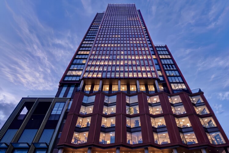 Endurance picks Multiplex for London tower