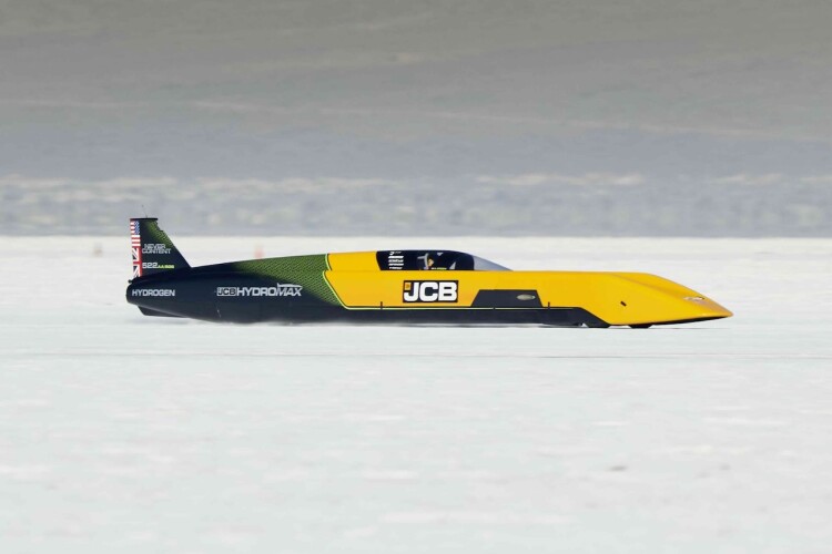 JCB hits 368mph at Bonneville