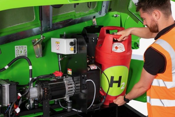NiftyLift adds hydrogen option, retrofit NiftyLift adds hydrogen option, retrofit