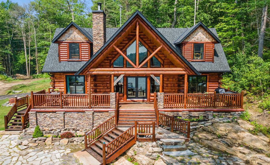 Pick Your Favorite Lakeside Home in Ontario Pick Your Favorite Lakeside Home in Ontario