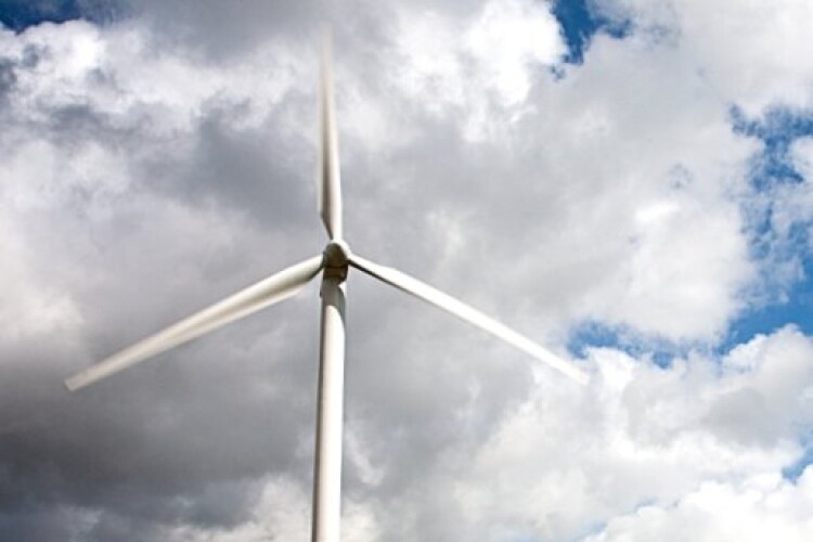 RICS survey sees modest recovery in Q2
