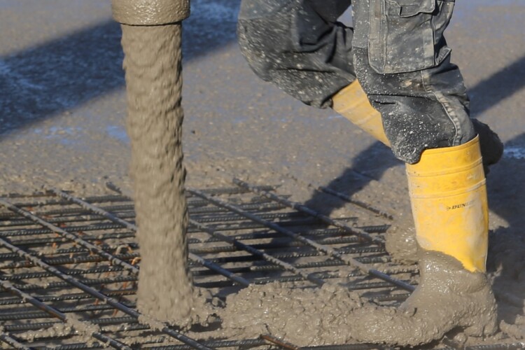 VDMA updates concrete pump manual