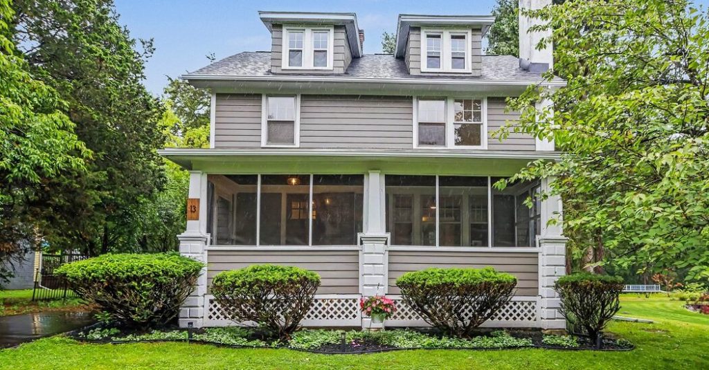 Which 0,000 Home Would You Pick? Which 0,000 Home Would You Pick?
