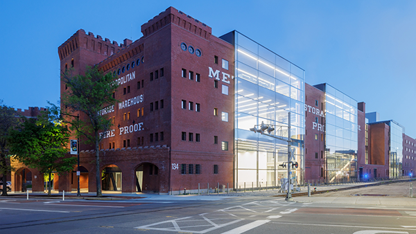 MIT achieves an “almost inconceivable” warehouse-to-learning facility conversion MIT achieves an “almost inconceivable” warehouse-to-learning facility conversion
